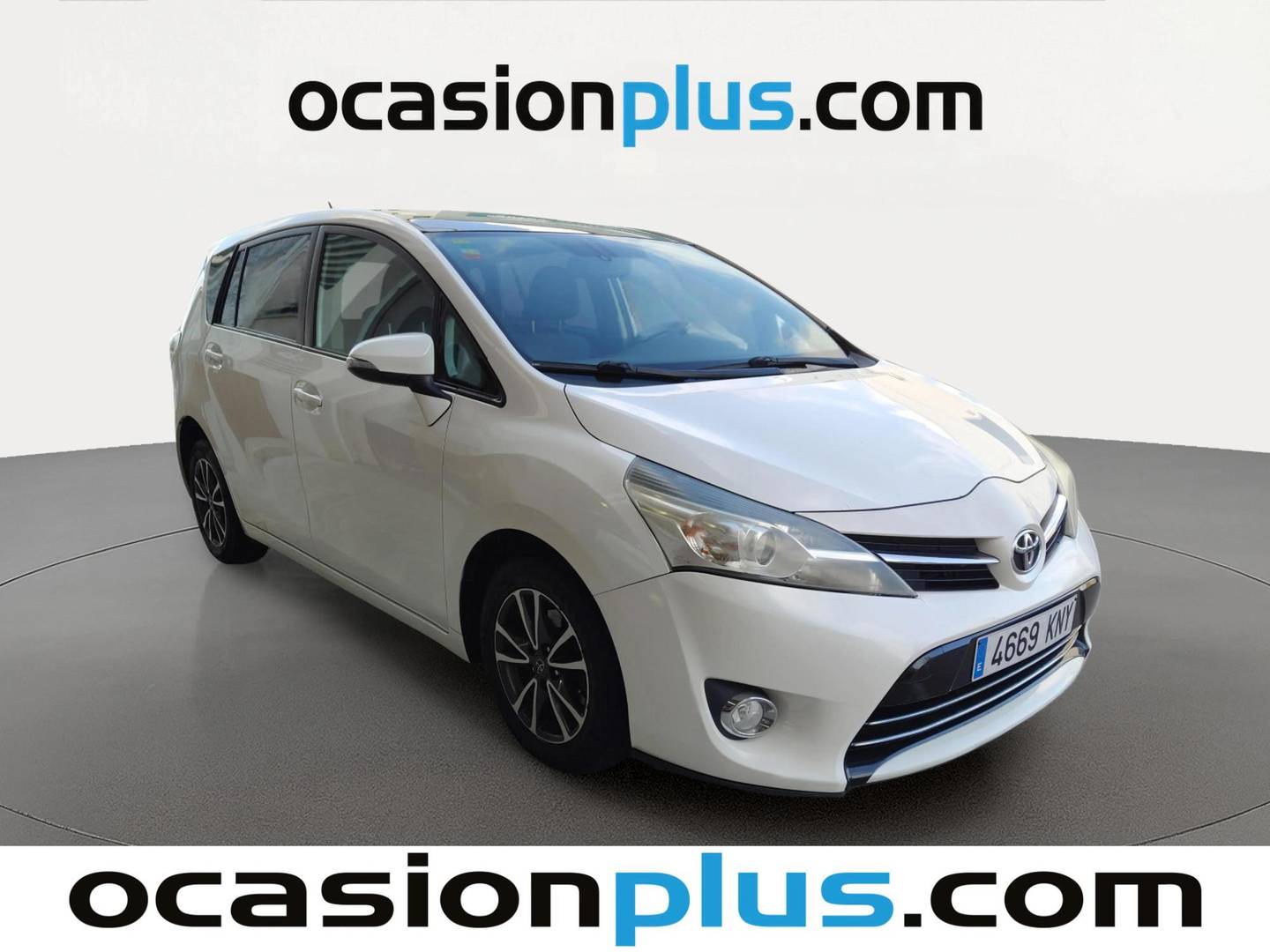 Foto delantera Toyota Verso Toyota Verso 115D Advance (112 CV) derecha
