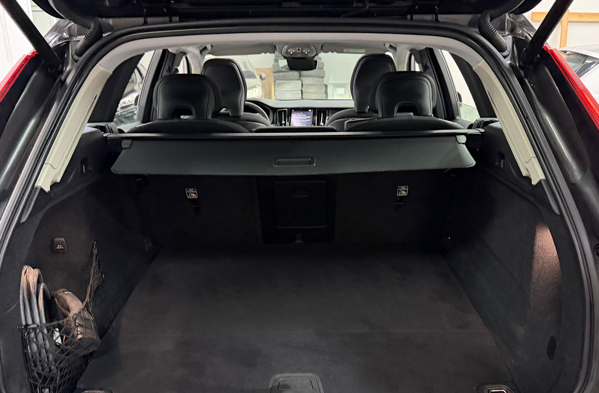 Volvo XC60 T6 Recharge Core AWD - foto 17