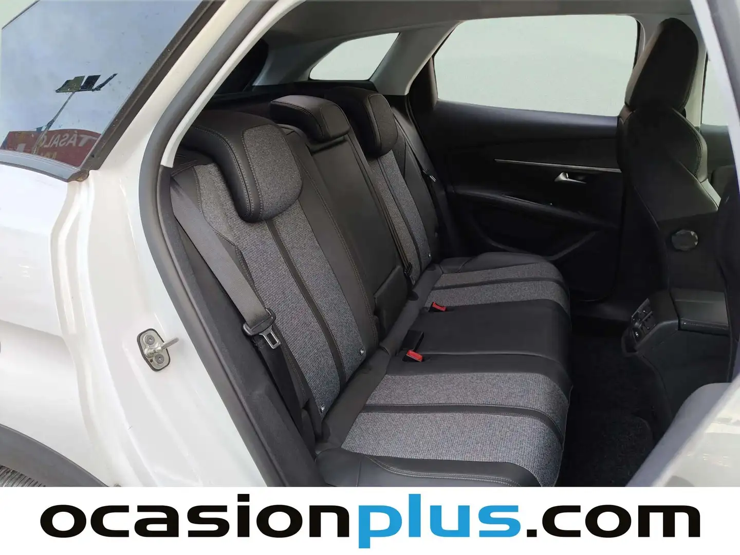 Foto Peugeot 3008 Peugeot 3008 BlueHDI 130 S&S Allure (130 CV)