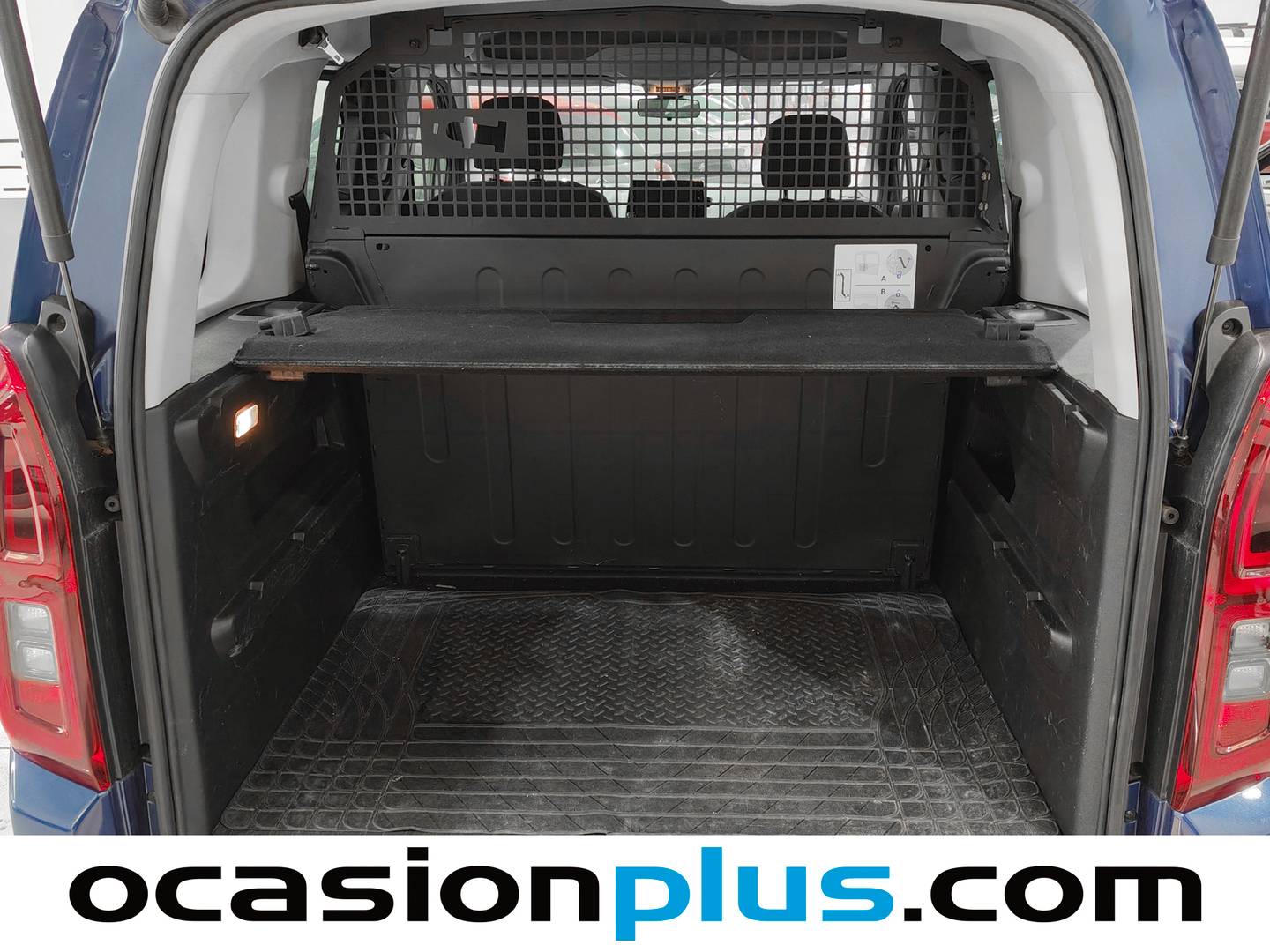 Fotos maletero Opel Combo Life Opel Combo Life 1.5 TD L1 Business Edition (102 CV)