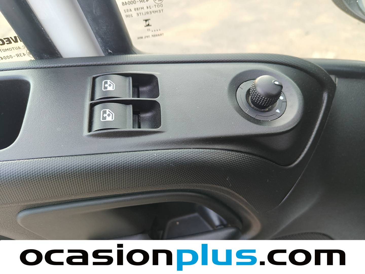 Foto Iveco Daily Iveco Daily Furgon 35S 16 V 3520L/H2 (156 CV)