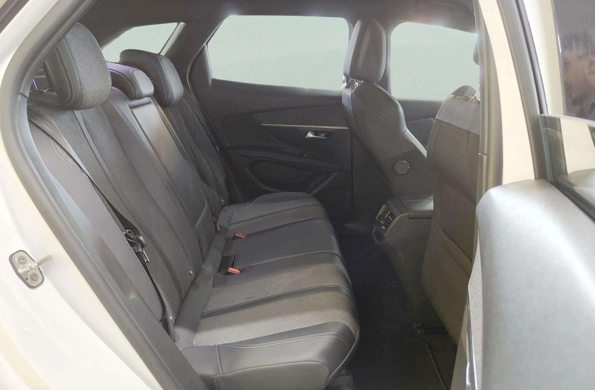 Peugeot 3008 PureTech 130 Allure Pack - foto 15