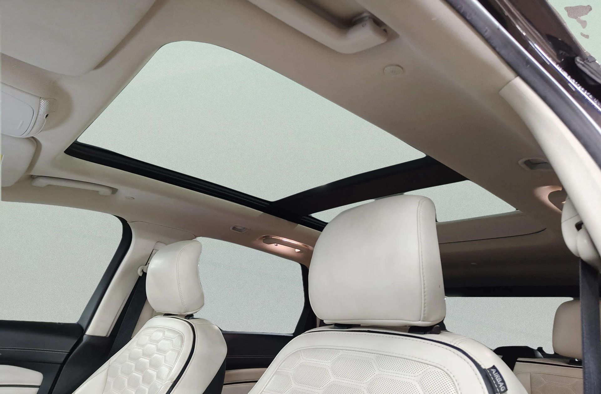 Ford Edge 2.0 TDCi Vignale 4x4 PowerShift - foto 7