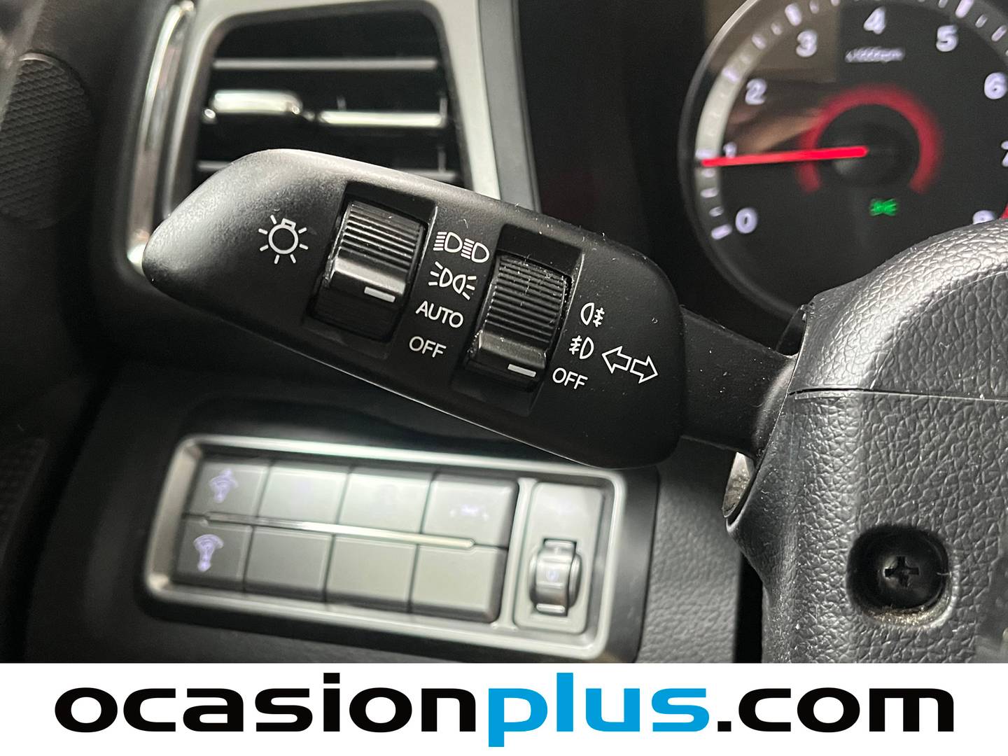 Foto SsangYong Tivoli Ssangyong Tivoli G12T Urban Plus (128 CV)