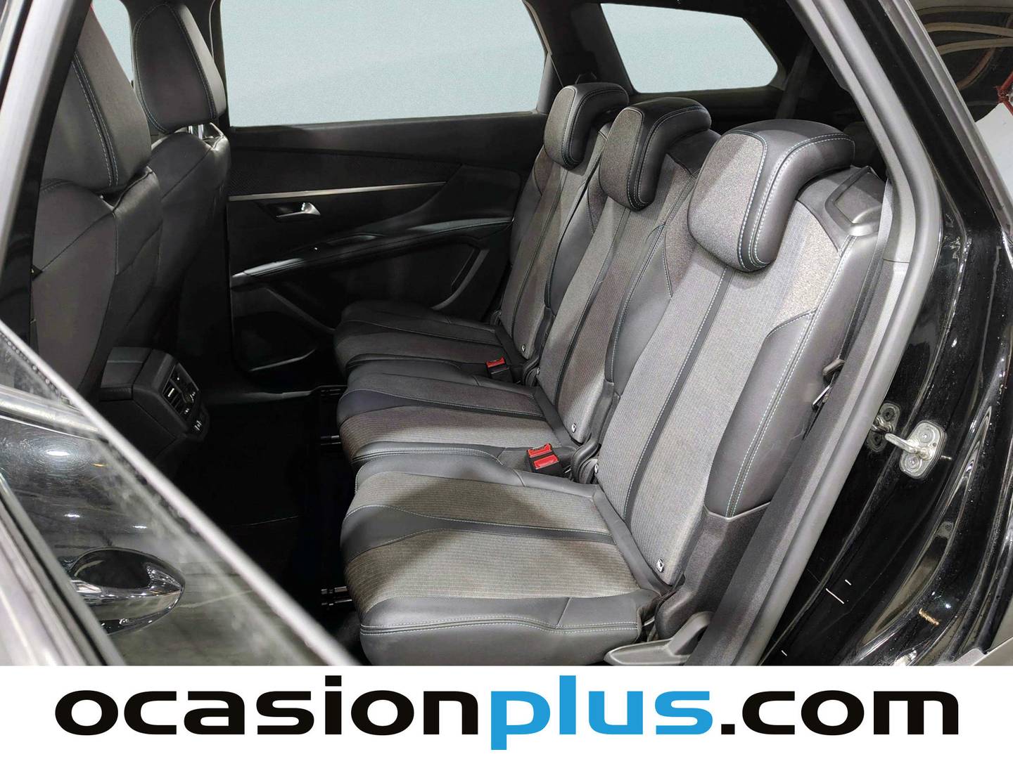 Foto asientos traseros Peugeot 5008 Peugeot 5008 PureTech 130 S&S Allure Pack 96 kW (130 CV)