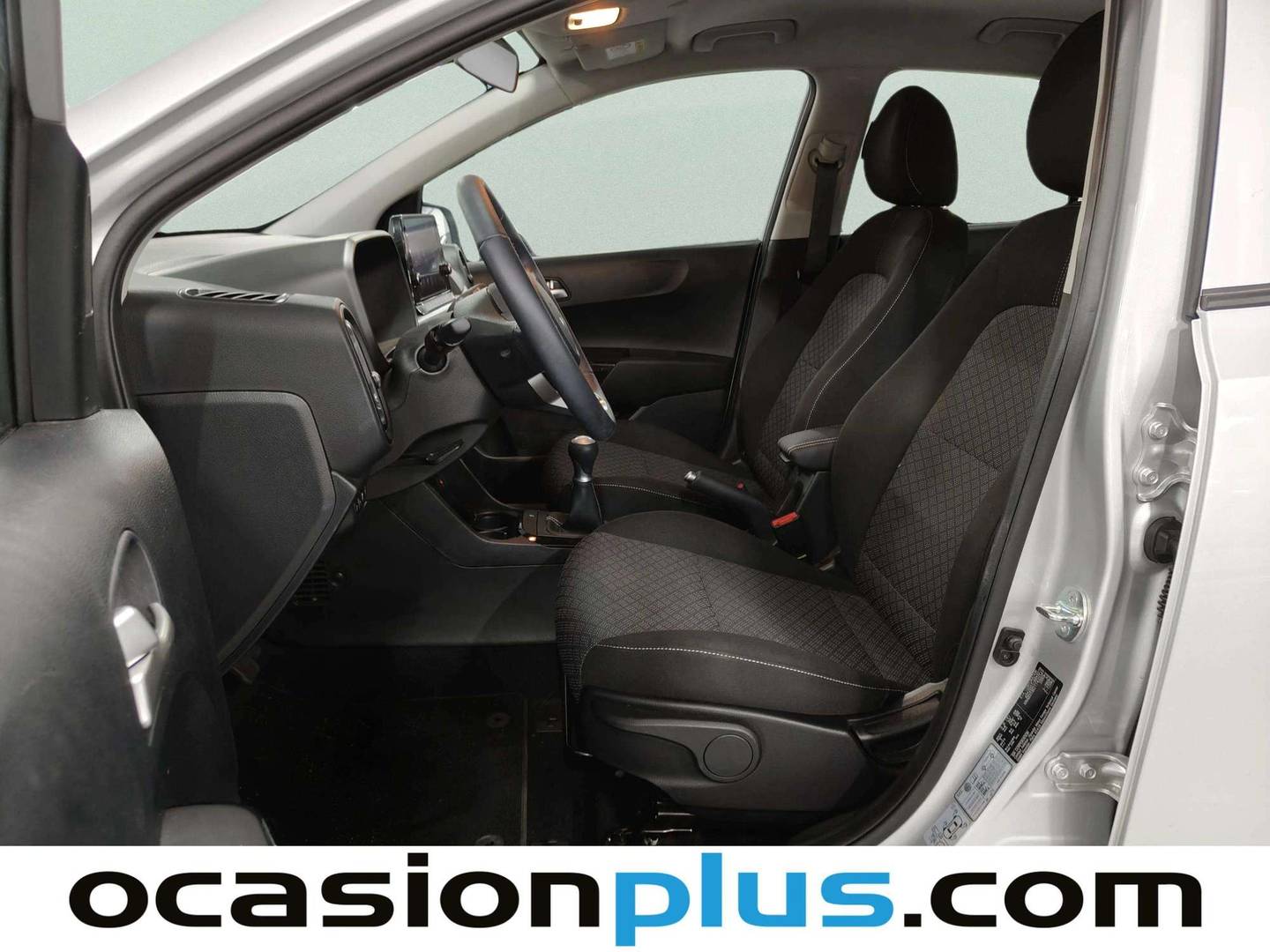 Foto asientos delanteros KIA Picanto KIA Picanto 1.0 GDi Drive (68 CV)