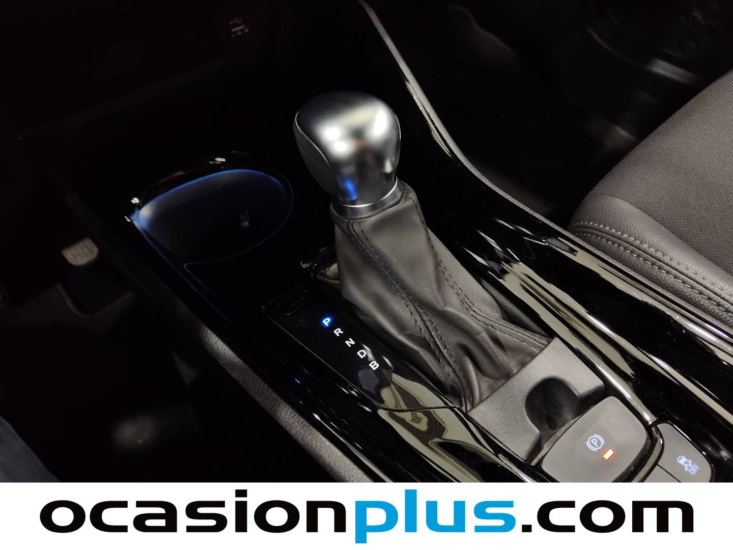 Toyota C-HR Toyota C-HR 1.8 125H Advance (122 CV) de segunda mano