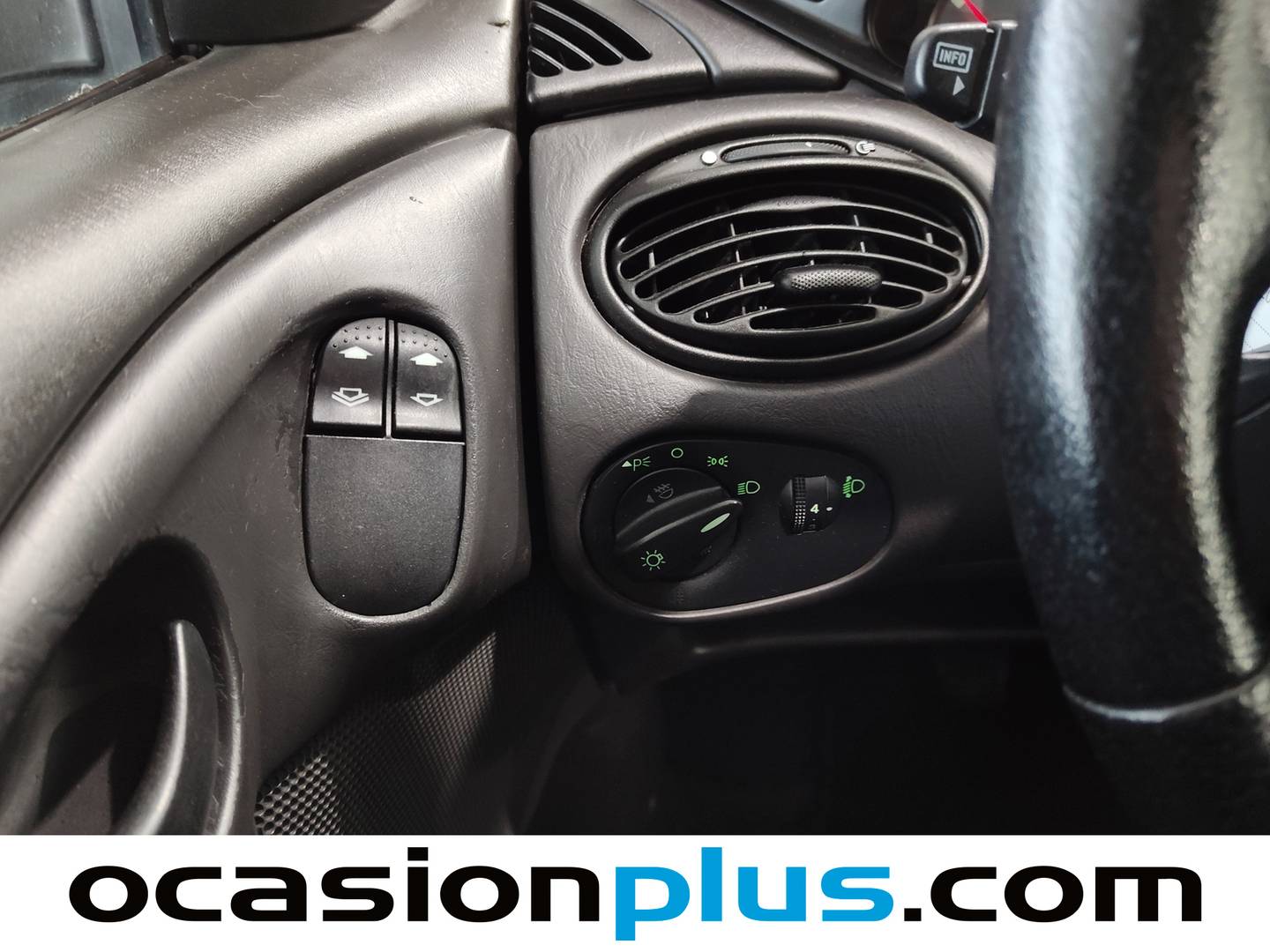 Ford Focus Ford Focus 1.8 TDCI Trend  (115 CV) de segunda mano