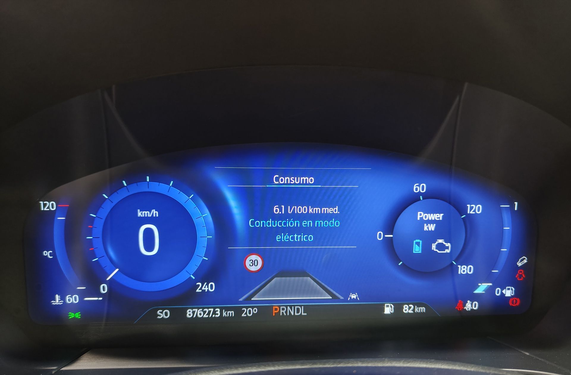 Ford Kuga 2.5 Duratec Fhev ST-Line - foto 18