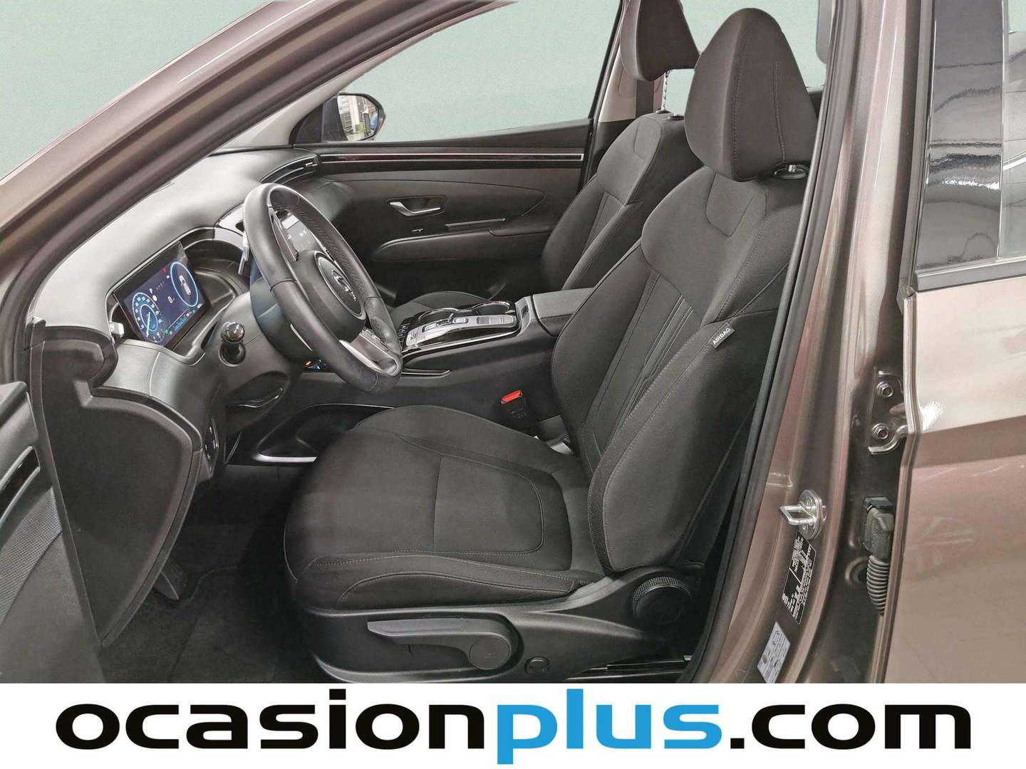 Foto asientos delanteros Hyundai Tucson HYUNDAI Tucson 1.6 TGDI HEV Maxx Sky Auto (230 CV)