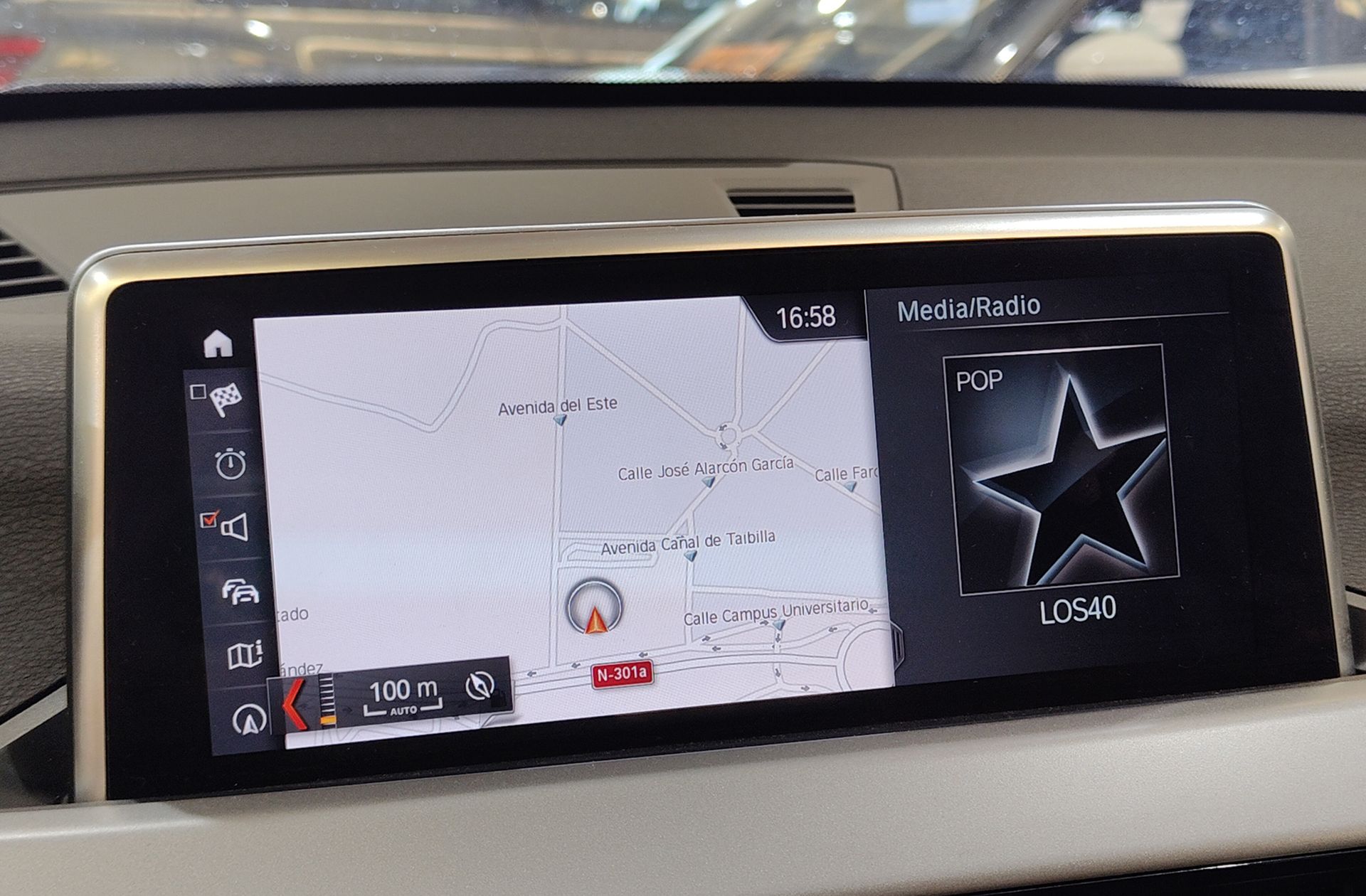 BMW X1 sDrive18i - foto 8