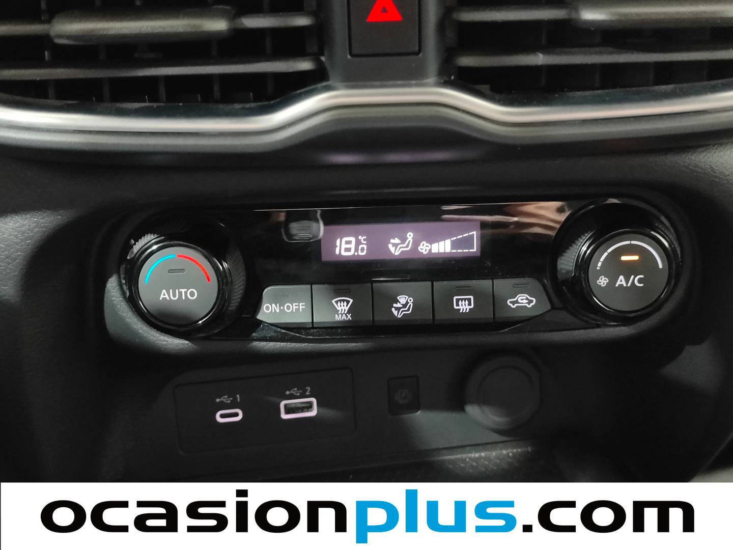 Foto Nissan JUKE Nissan Juke DIG-T N-Connecta 4x2 DCT (114 CV)