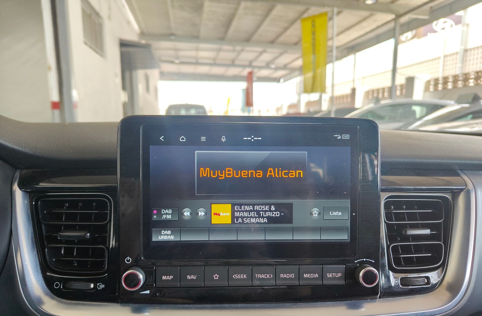 Kia Stonic 1.0 T-GDi Drive DCT - foto 30