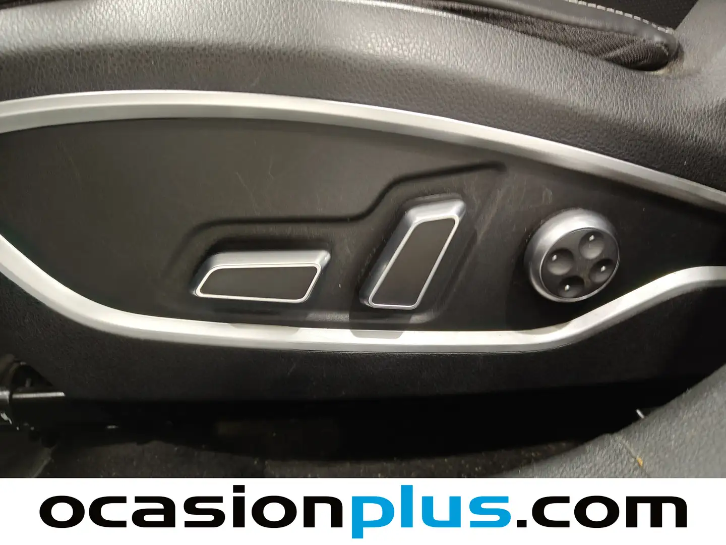 Foto DFSK Fengon 5 DFSK Fengon 5 1.5T Classic (136 CV) GLP