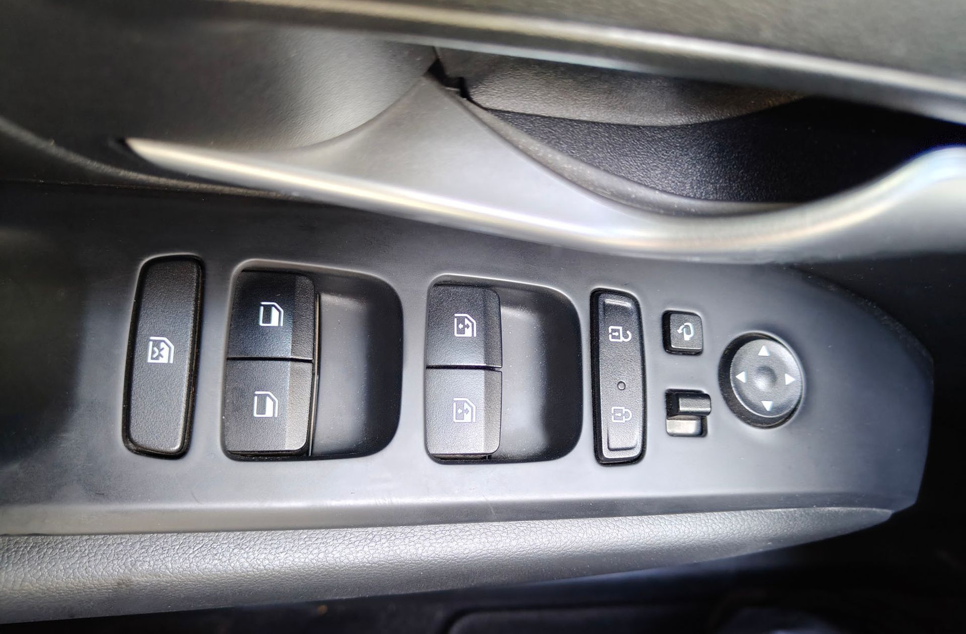 Hyundai Tucson 1.6 T-GDi 48V Maxx Sky - foto 30