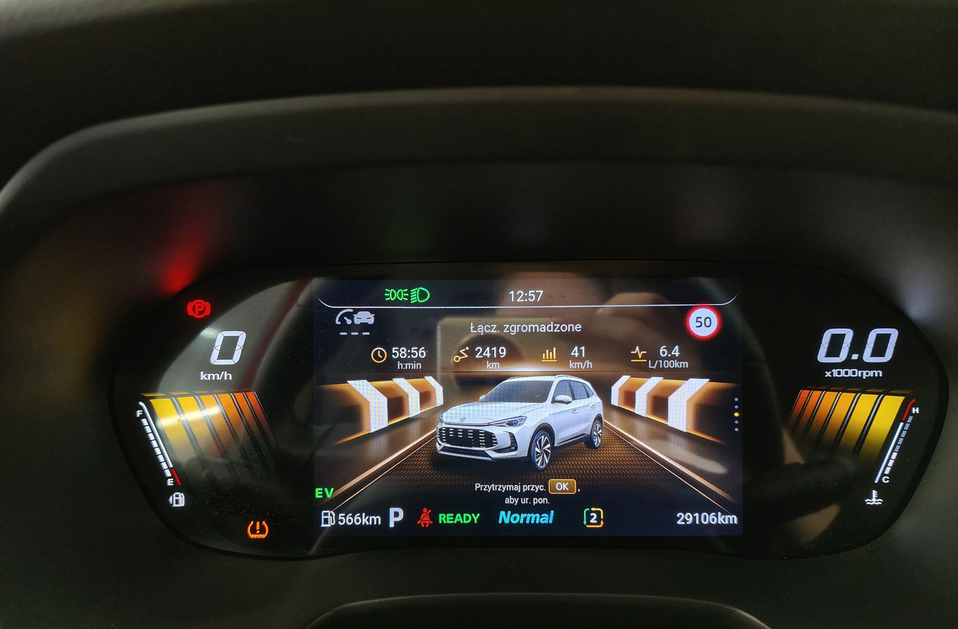 MG ZS 1.5 Hybrid+ Luxury - foto 26