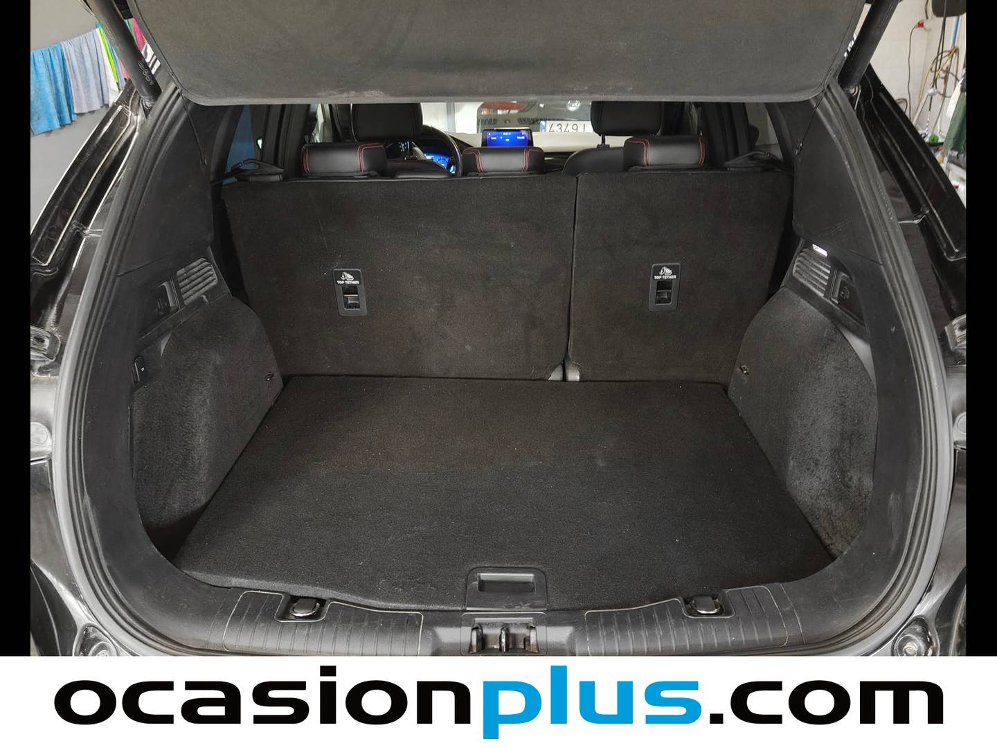 Fotos maletero Ford Kuga Ford Kuga 2.0 EcoBlue MHEV ST-Line X (150 CV)