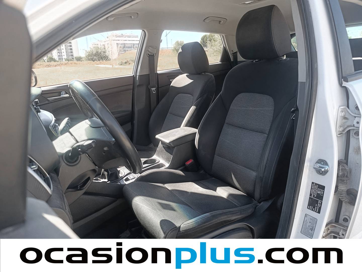 Foto asientos delanteros Hyundai Tucson Hyundai Tucson 1.6 CRDI 48V SLE 4x2 (116 CV)