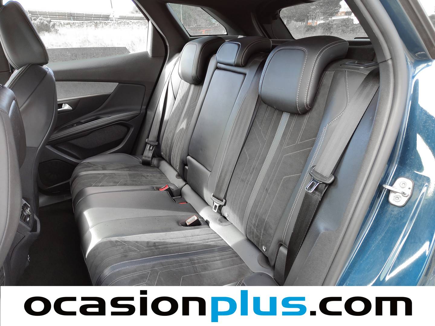 Foto Peugeot 3008 Peugeot 3008 PureTech 130 S&S GT Pack EAT8 (130 CV)