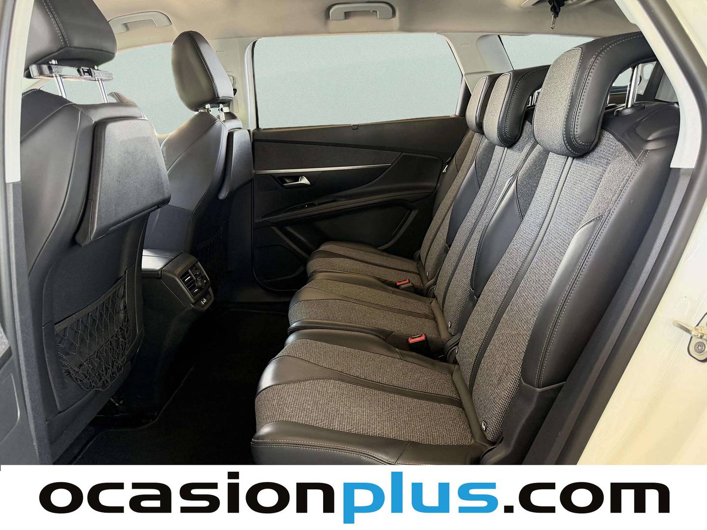Foto asientos traseros Peugeot 5008 Peugeot 5008 PureTech 130 S&S Allure (130 CV) 7 plazas