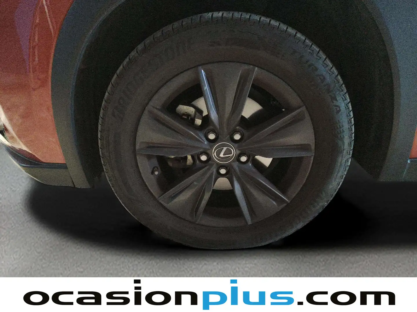 Foto Lexus UX Lexus UX 250h Business 2WD (184 CV)