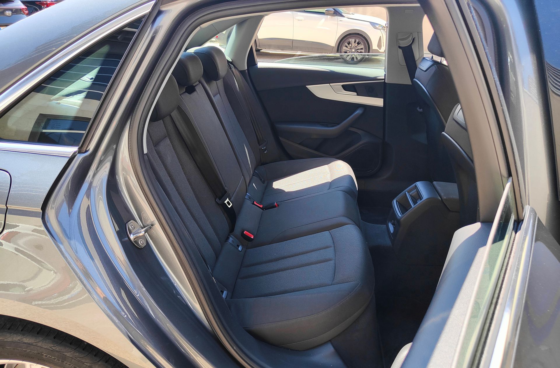 Audi A4 Advanced Edition 2.0 TDI S Tronic - foto 17