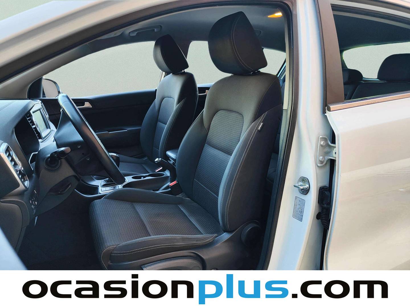 Foto asientos delanteros KIA Sportage KIA Sportage 1.6 GDi Drive 4x2 (132 CV)