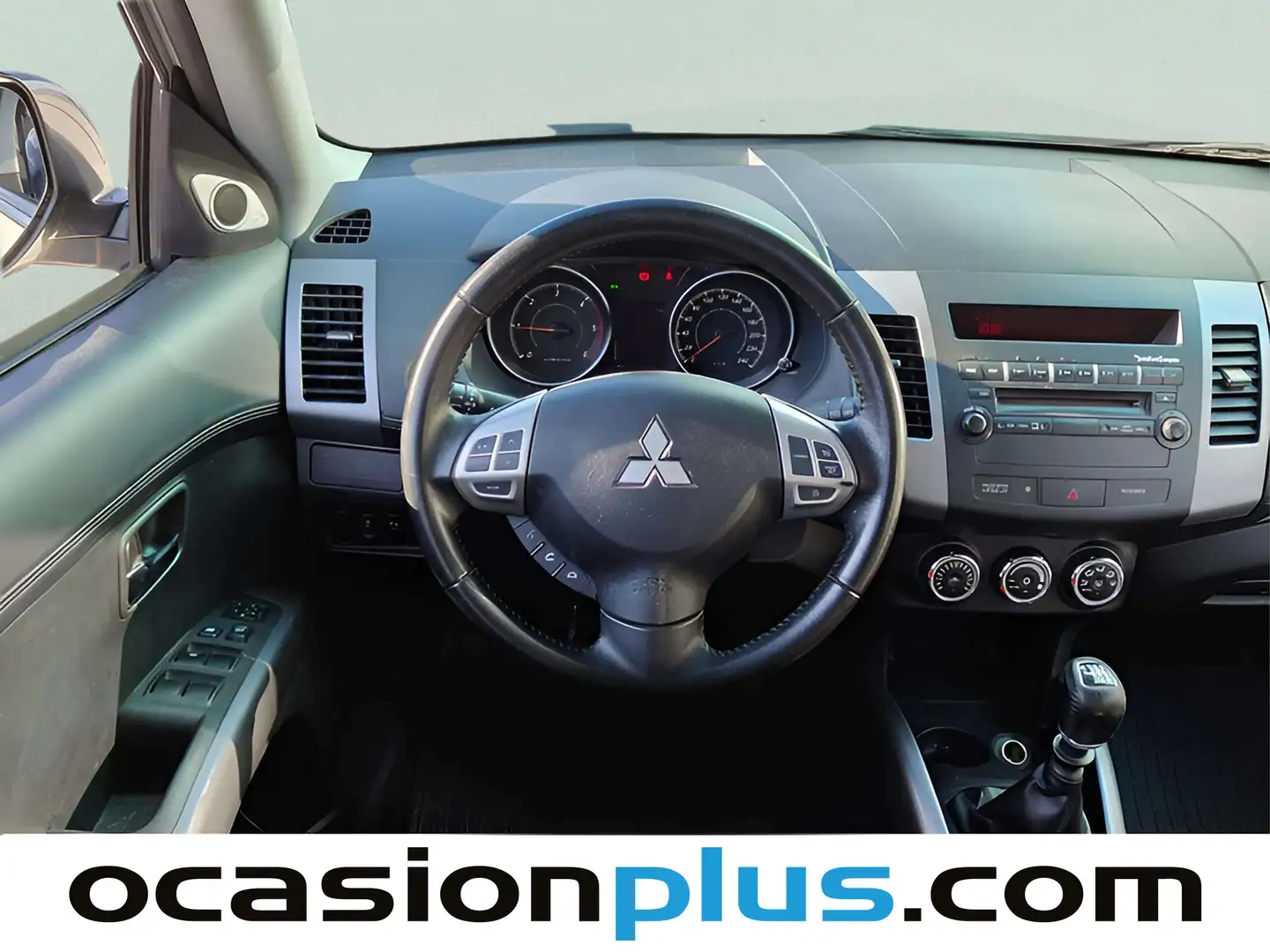 Foto Mitsubishi Outlander Mitsubishi Outlander 220 DI-D Motion 4WD (177 CV) 7 Plazas