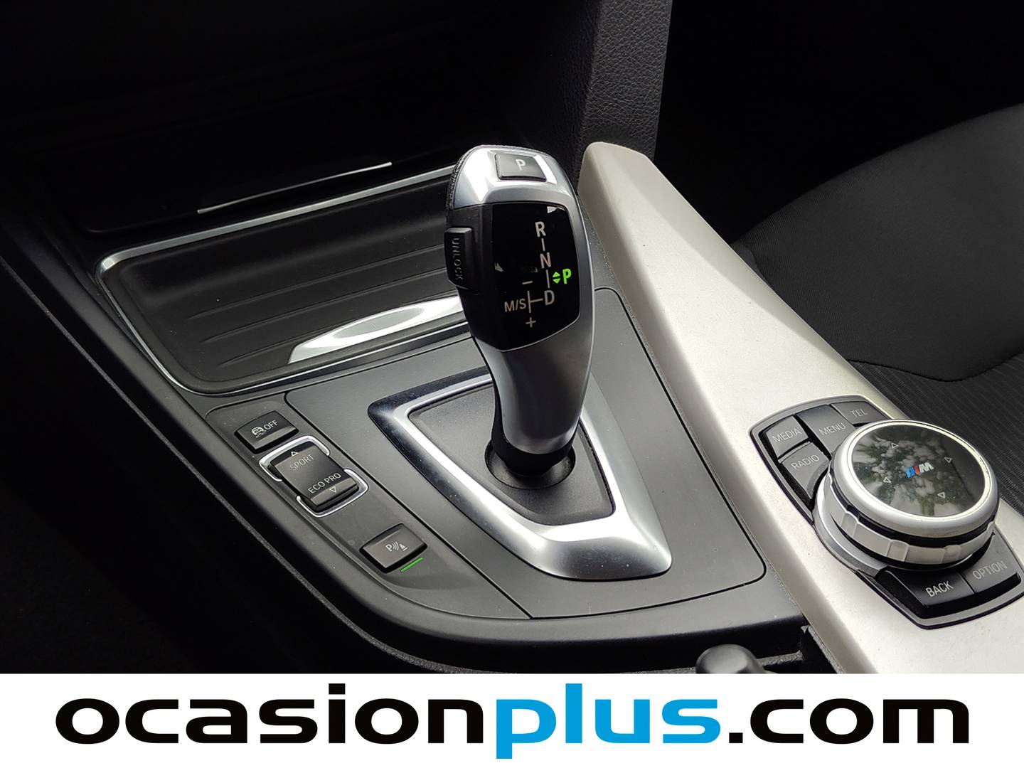BMW Serie 3 BMW Serie 3 318d Touring (143 CV) Pack M de segunda mano