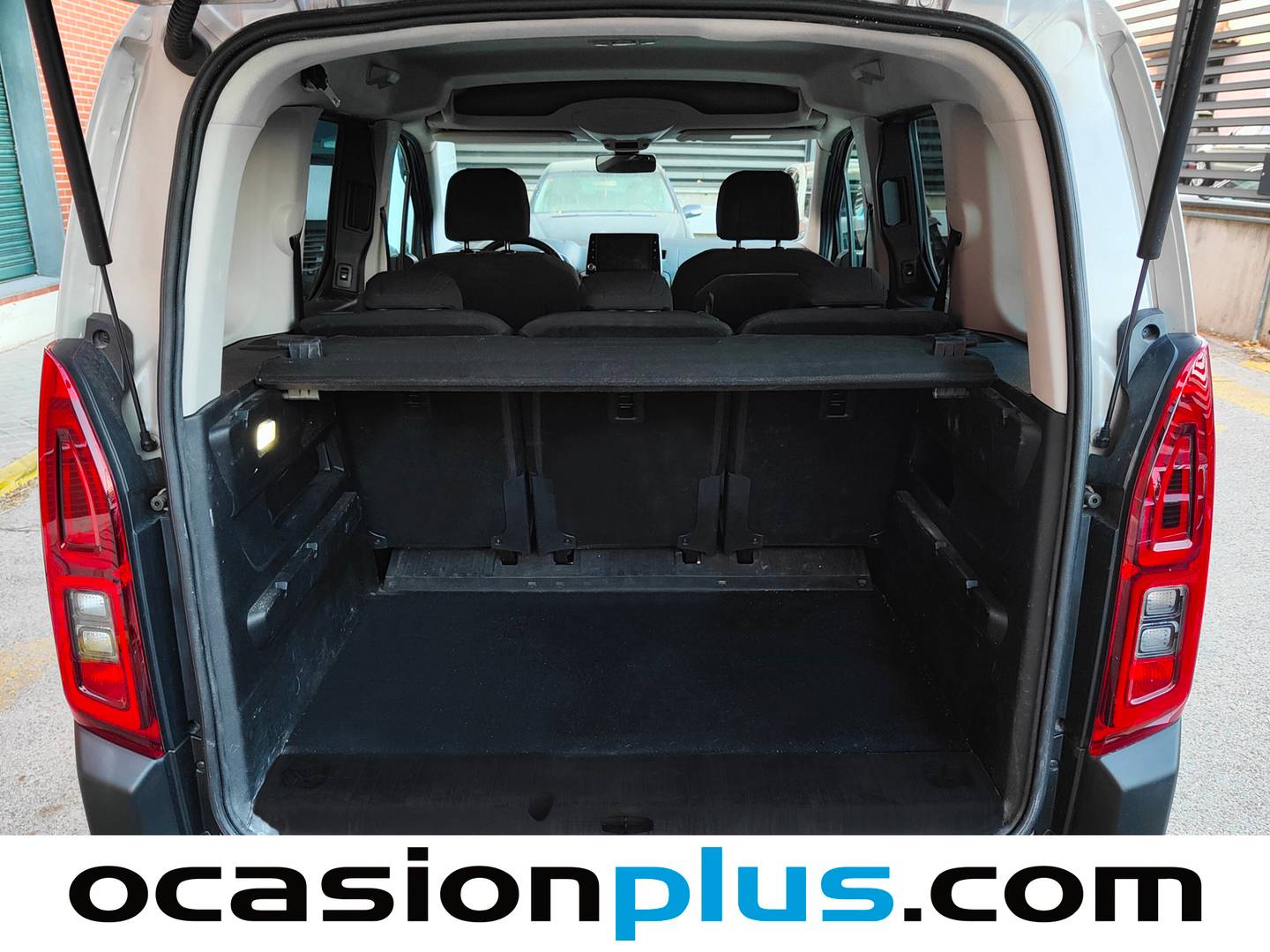 Foto Citroën Berlingo Citroen Berlingo BlueHDi 130 S&S Talla M Shine (130 CV)