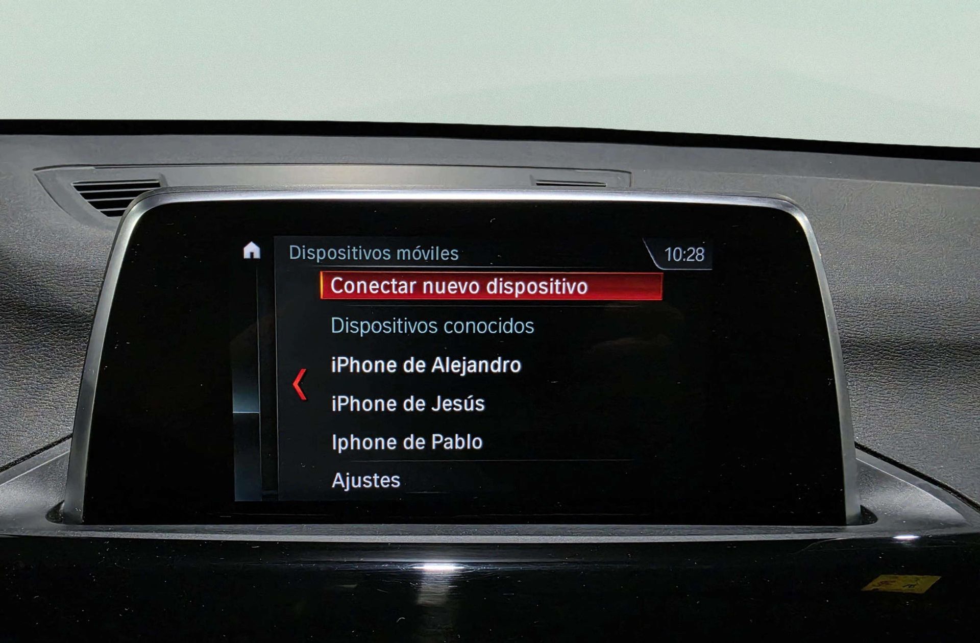 BMW X1 sDrive18d Business - foto 35