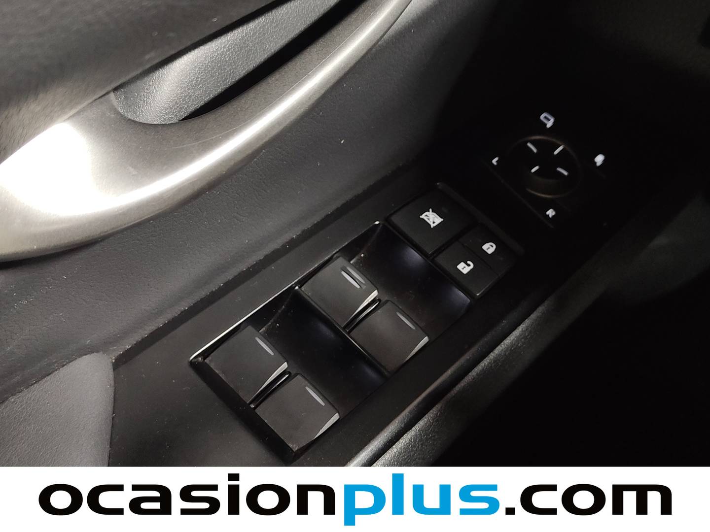 Foto Lexus UX Lexus UX 250h Business 2WD (184 CV)