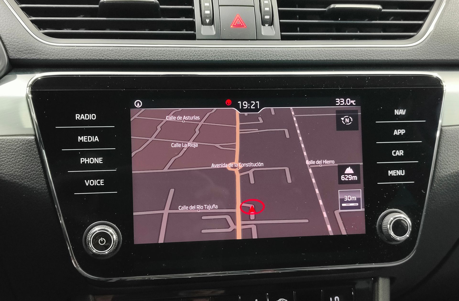 Škoda Superb 1.4 TSI Ambition - foto 7
