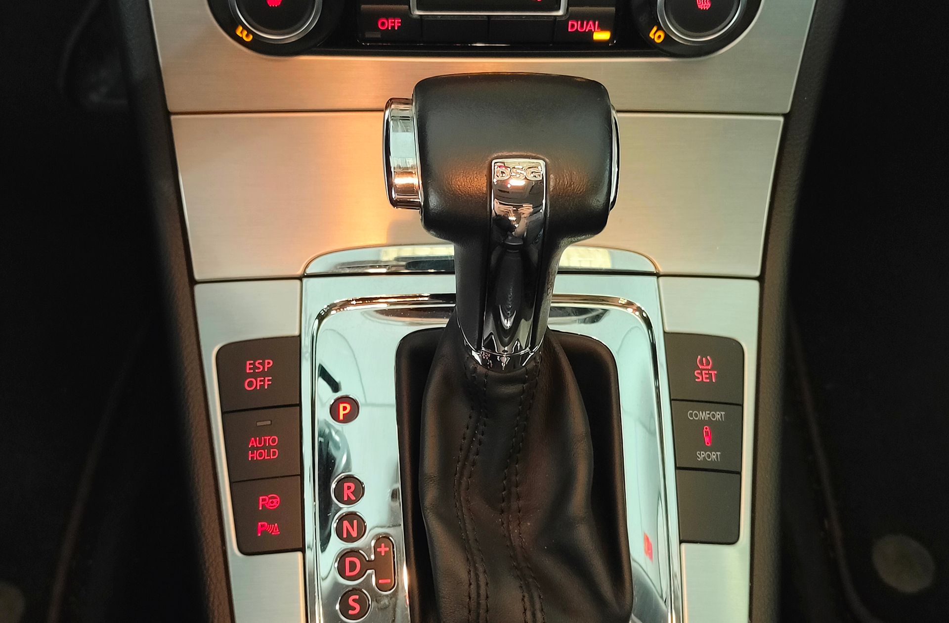 Volkswagen Passat CC 2.0 TDI DPF DSG - foto 5