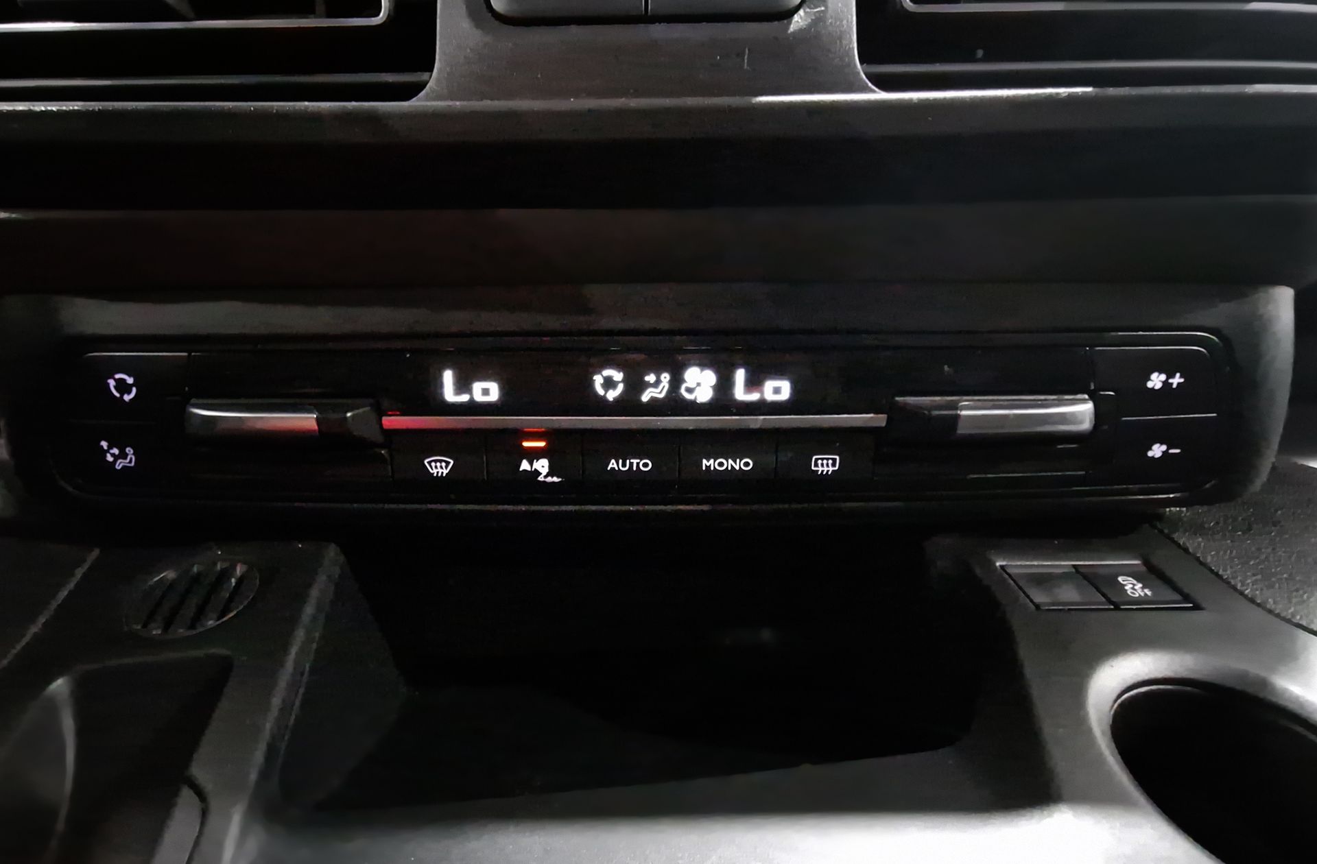 Peugeot Rifter BlueHDi 130 Active Standard - foto 29