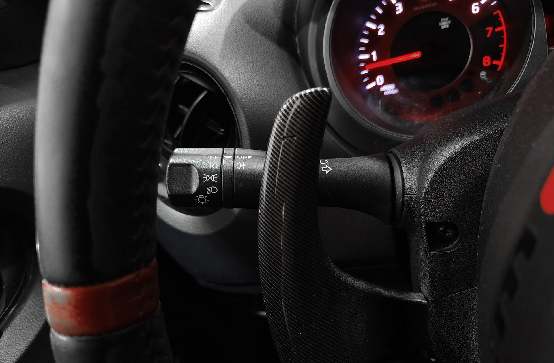 Nissan Juke 1.6 DIG-T Nismo RS 4x4 XTronic - foto 28
