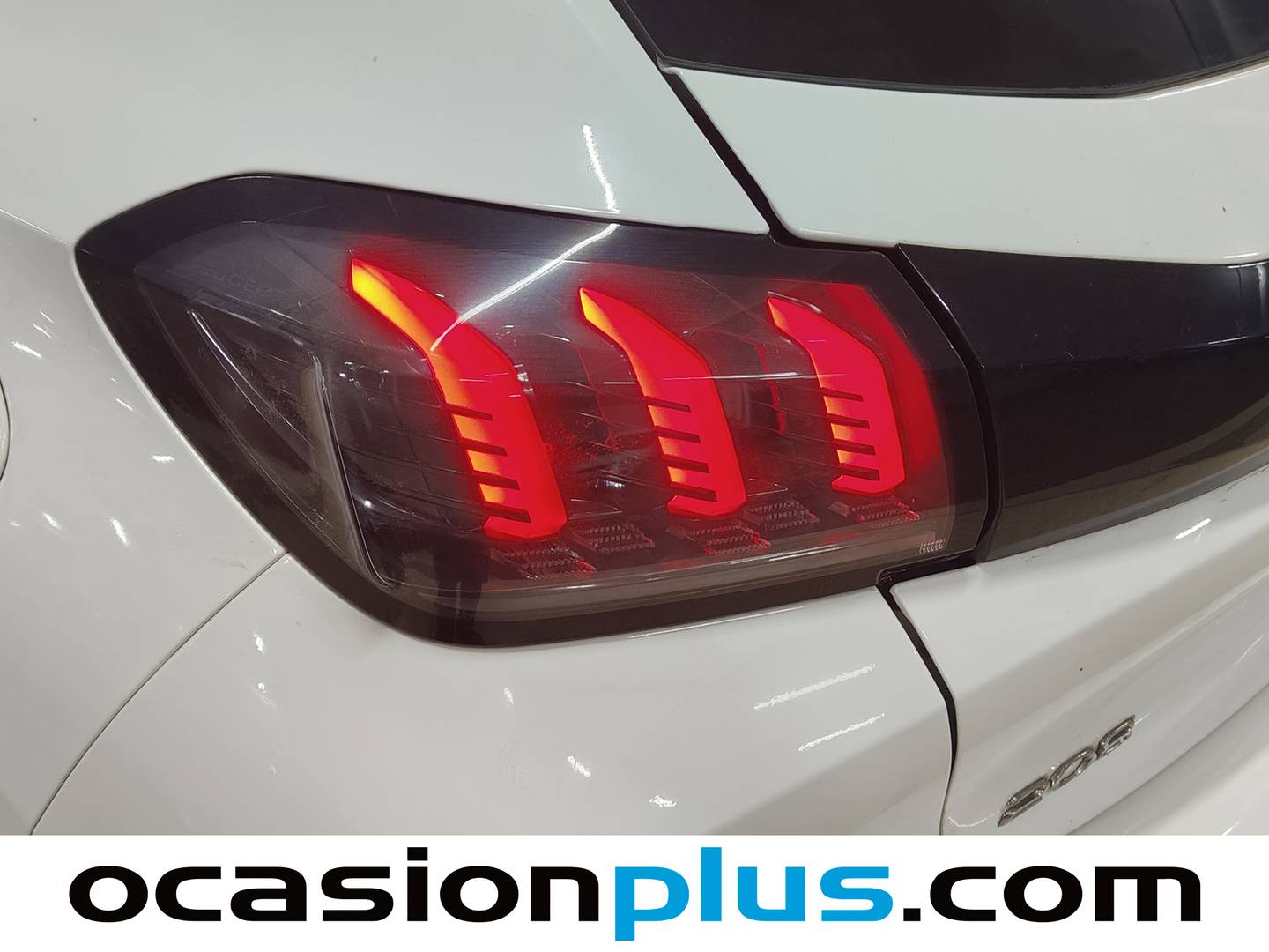 Foto Peugeot 208 Peugeot 208 PureTech 100 Allure (100 CV)