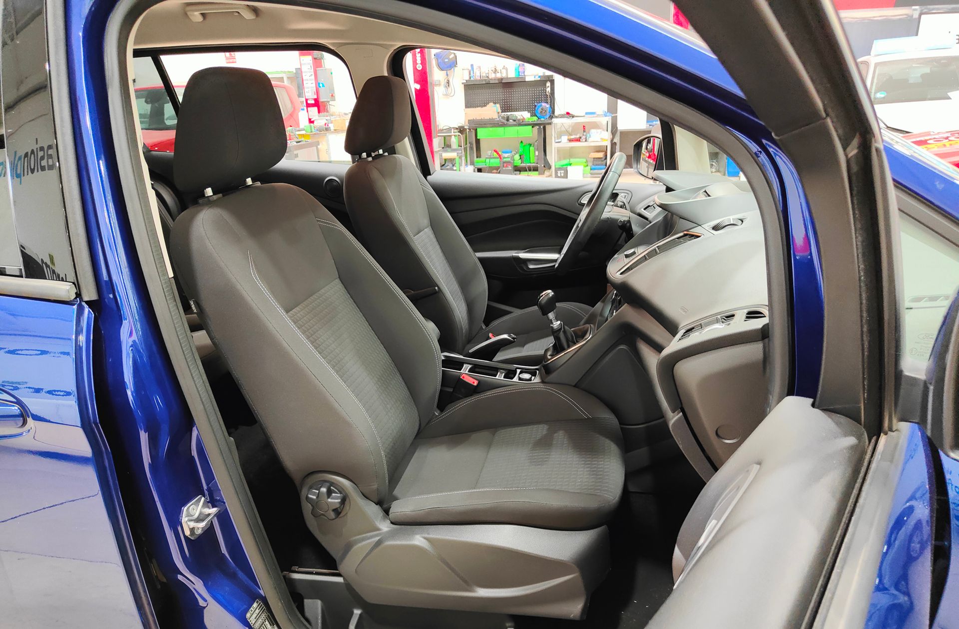 Ford Grand C-Max 1.0 EcoBoost Trend+ - foto 16