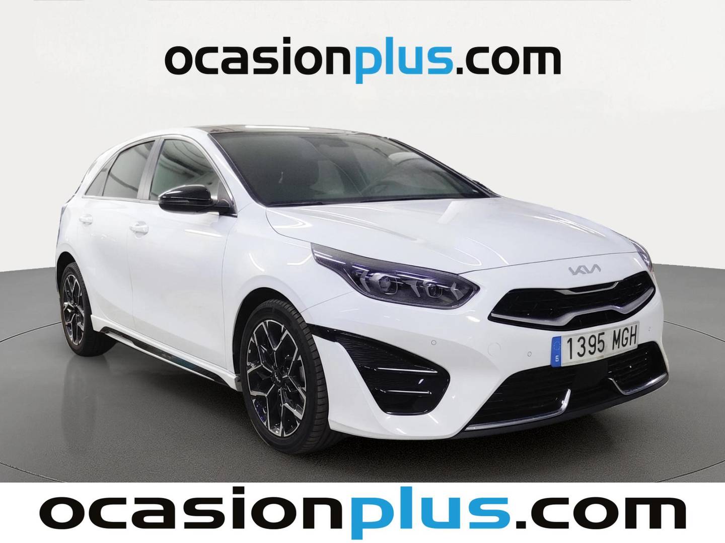 Foto delantera KIA Ceed KIA Ceed 1.6 MHEV GT Line (136 CV) derecha