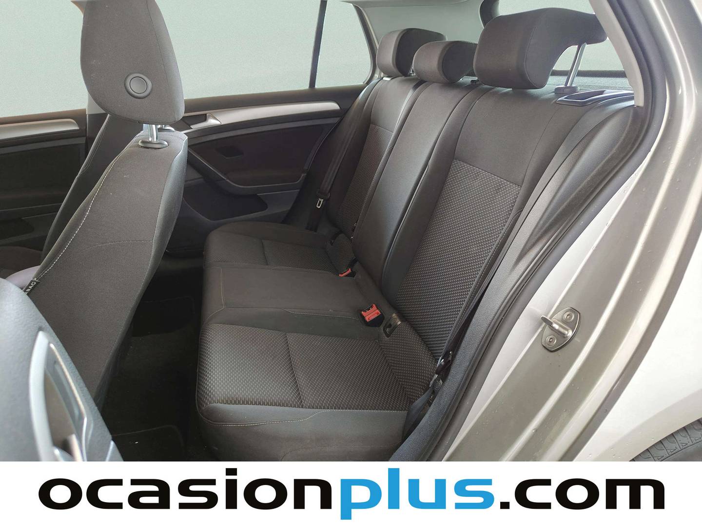 Foto asientos traseros Volkswagen Golf Volkswagen Golf Advance 1.0 TSI 81 kW (110 CV)