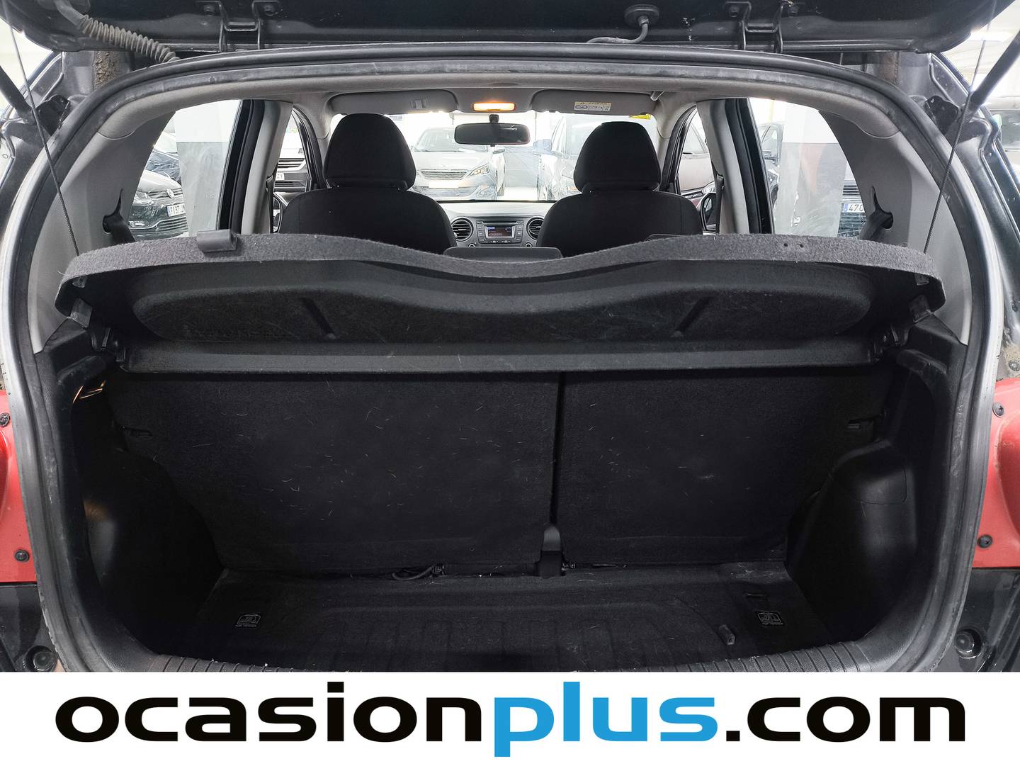 Fotos maletero Hyundai i10 Hyundai i10 1.0 Tecno Orange (66 CV)