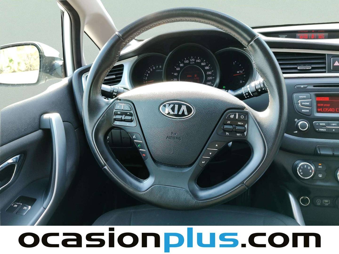 KIA Ceed KIA Cee`d 1.4 CVVT Concept Plus (100 CV) manual