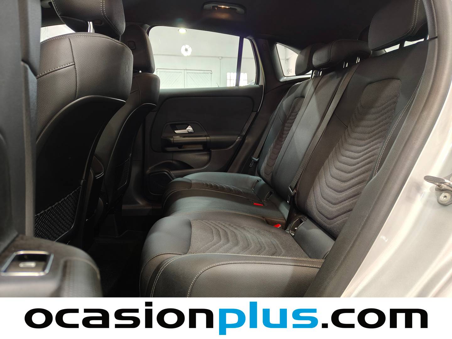Foto asientos traseros Mercedes GLA Mercedes GLA GLA 250 e (218 CV)