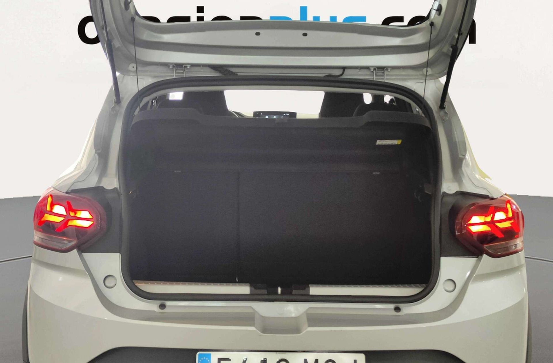 Dacia Sandero Stepway Expression TCe - foto 18
