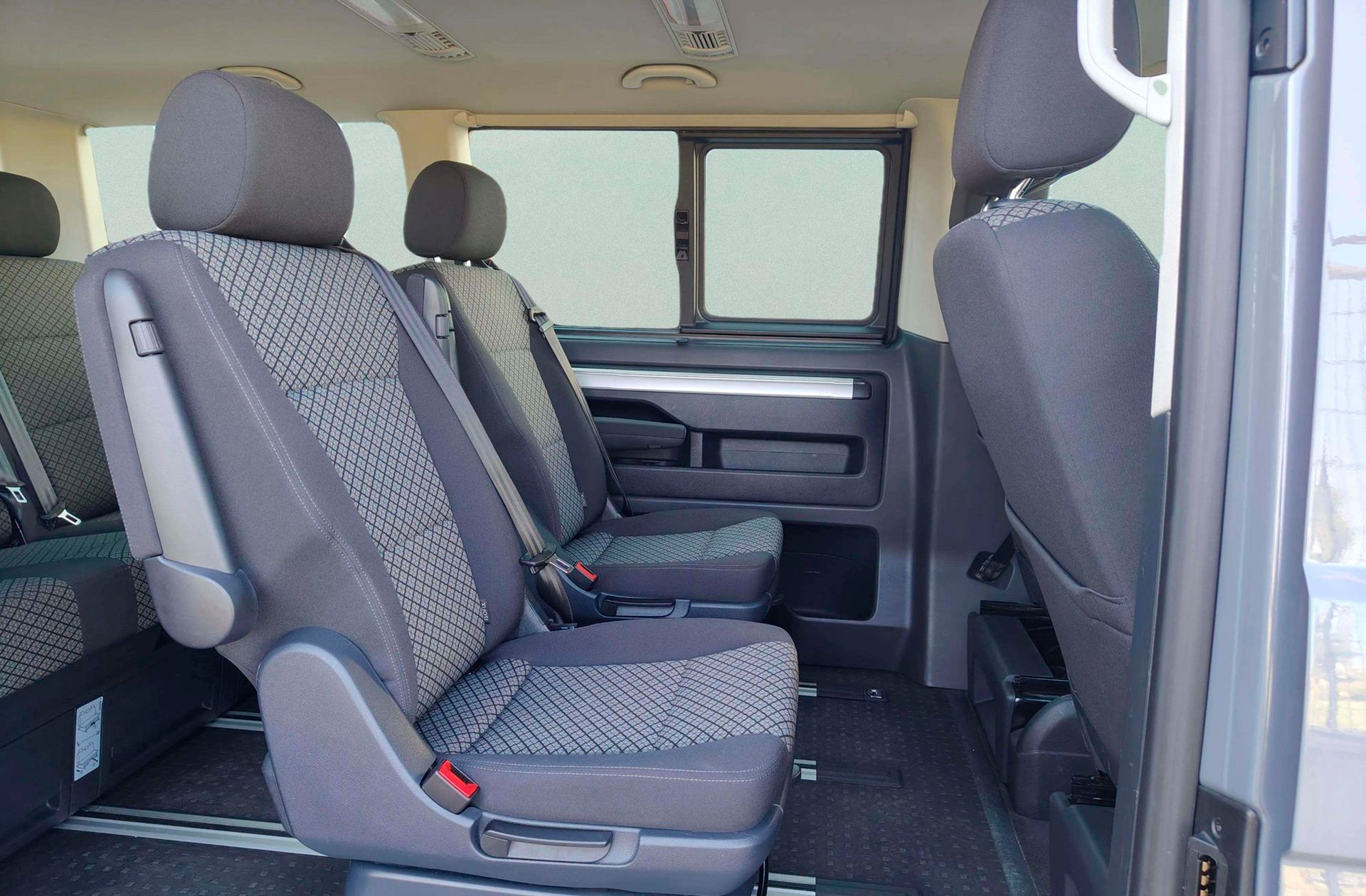 Volkswagen Multivan Origin Batalla Corta 2.0 TDI BMT DSG 7 plazas - foto 14