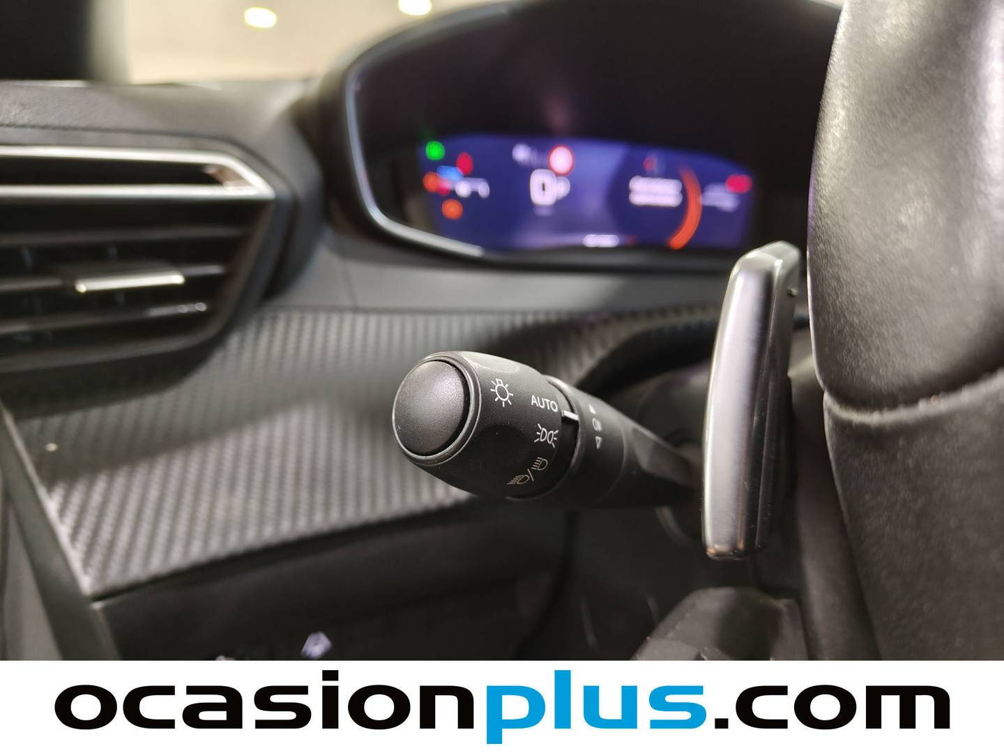Peugeot 2008 Peugeot 2008 Allure Hybrid eDCS6 (145 CV) de ocasión