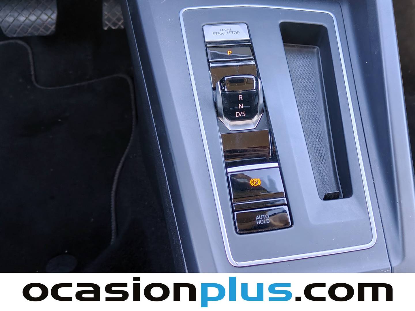 Foto Volkswagen Golf Volkswagen Golf Life 1.0 eTSI  (110 CV) DSG