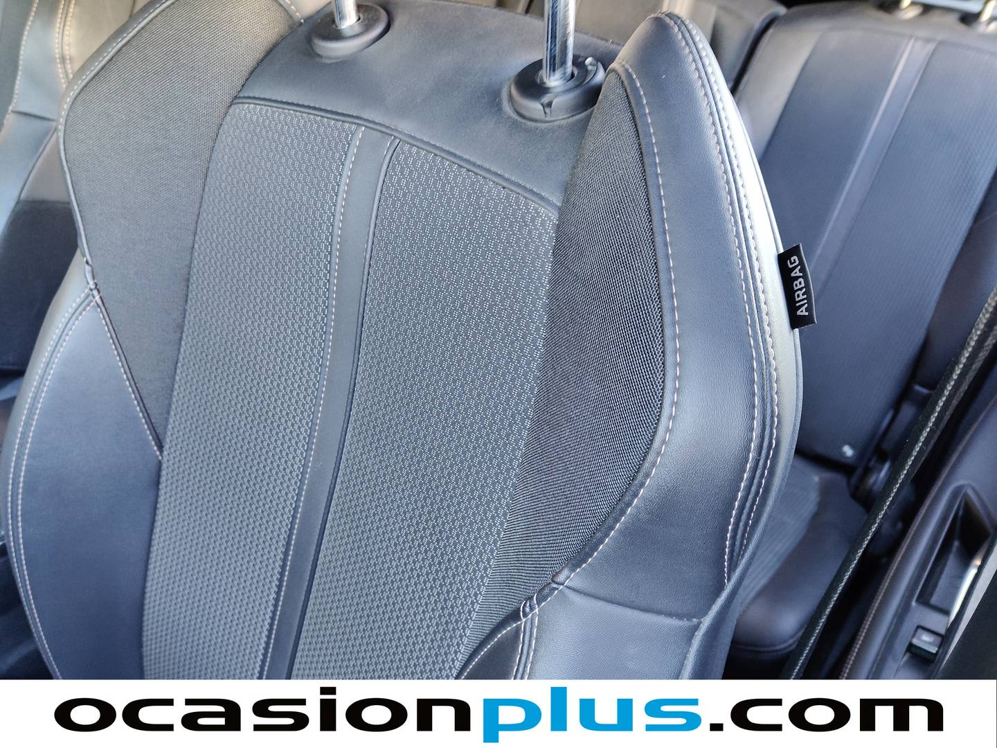 Extras y acabados del Peugeot 5008 Peugeot 5008 BlueHDI 130 S&S GT EAT8 (130 CV)   7 Plazas