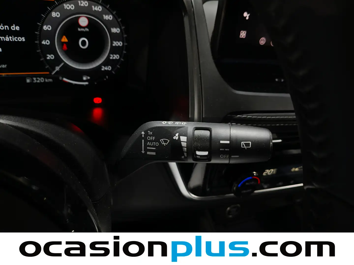 Foto Nissan QASHQAI Nissan Qashqai DIG-T 140 N-Connecta (140 CV)