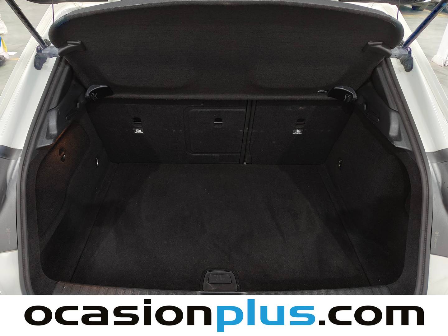 Foto Mercedes GLA Mercedes GLA GLA 200 d AMG Line 100 kW (136 CV)